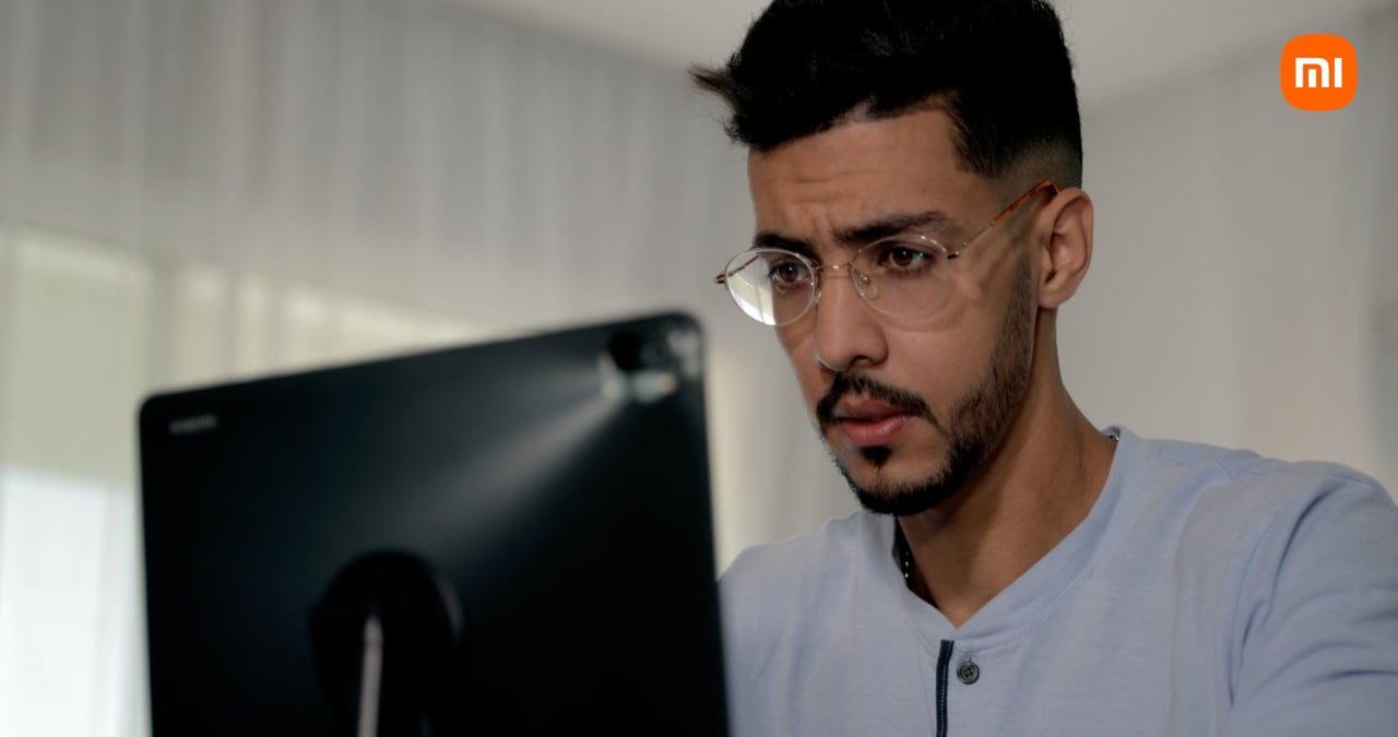 Xiaomi: Every task, one screen.